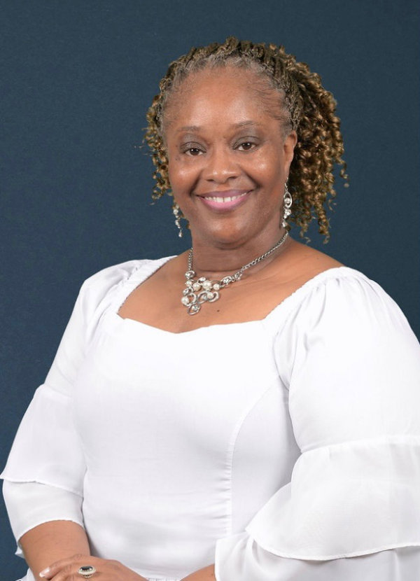 Jonelle Jackson - Exec Asst to Pastor